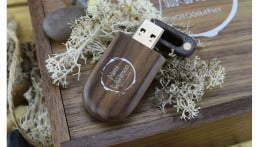 Wooden Pebble USB Drive - Dark Wood