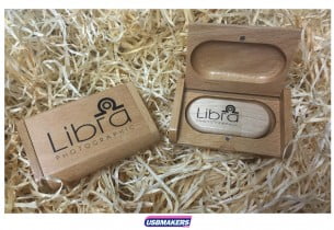 Light-Wood-USB-Flip-Gift-Box-3