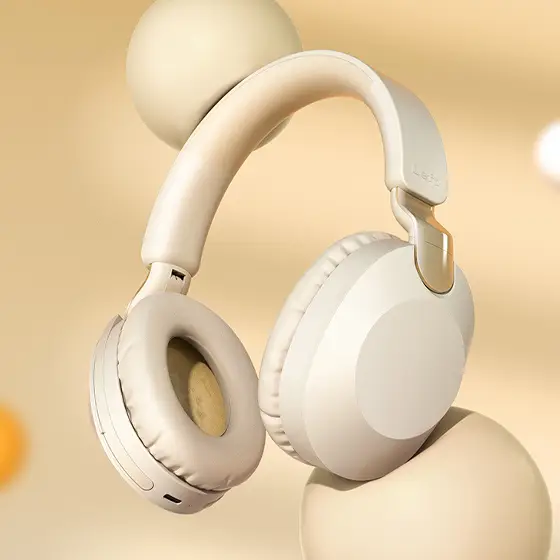 Eclipse Headphones view 4