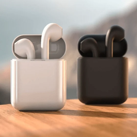 EarPods view 3