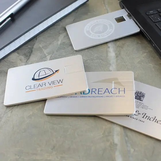Alloy Credit Card USB view 2
