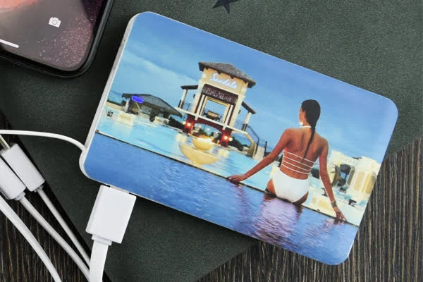 Credit Card Power Bank view 2