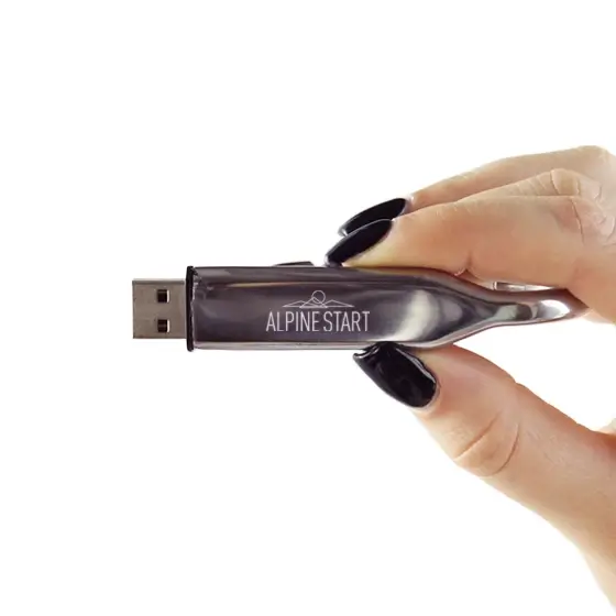 Carabiner USB view 4