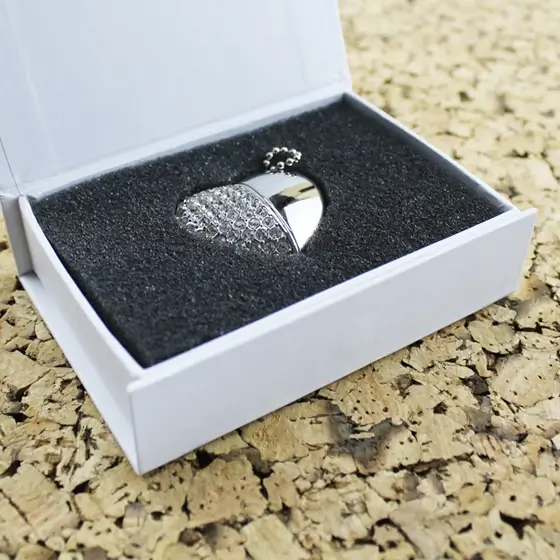 Crystal Heart USB view 4