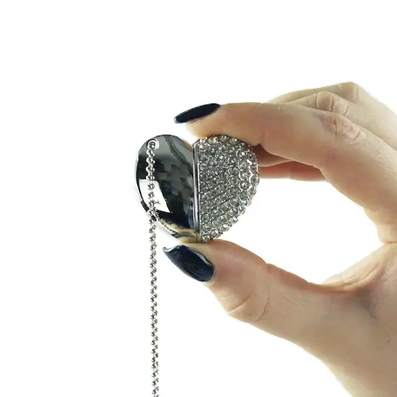 Crystal Heart USB view 3