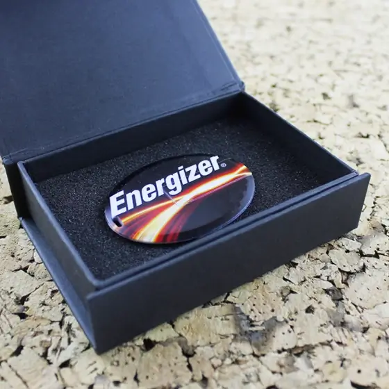 Oval Slim Credit Card USB view 4