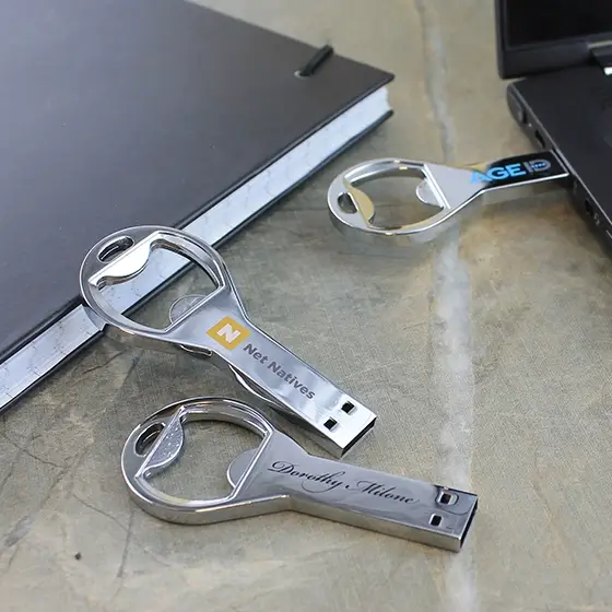 Retro Bottle Opener USB view 2
