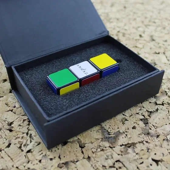 Rubix Cube USB view 4