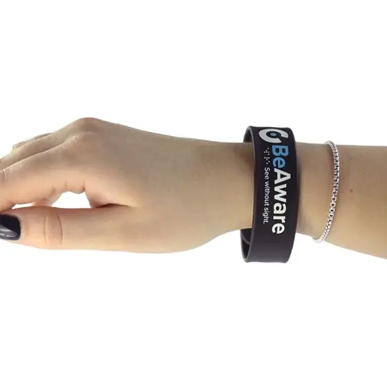 Slap On Wristband USB view 4