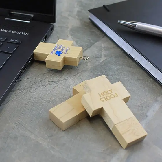 Wooden Cross USB view 2